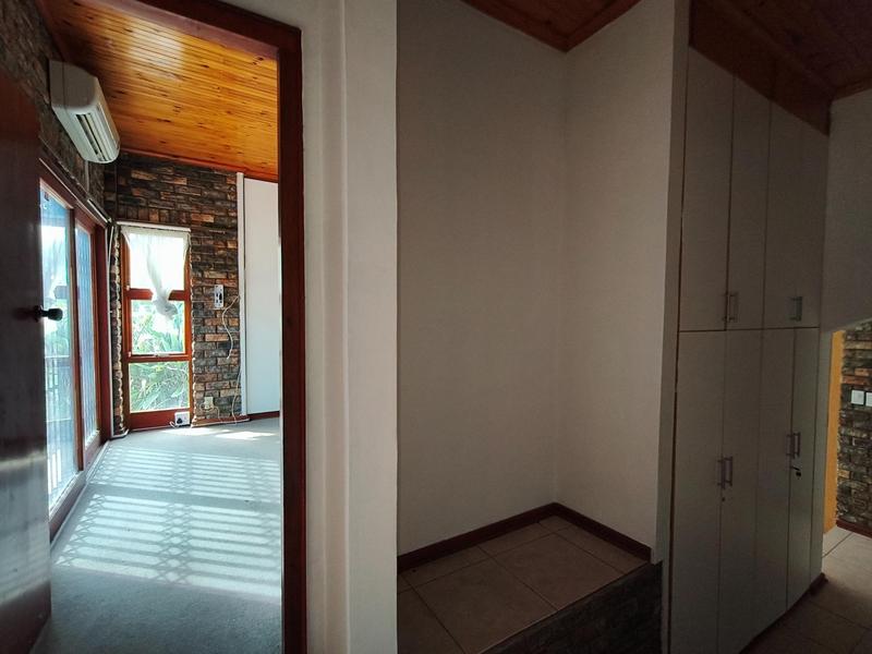 5 Bedroom Property for Sale in Oatlands North Eastern Cape